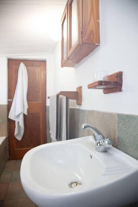 Entire 2 Bedroom House In Observatory Apartment *