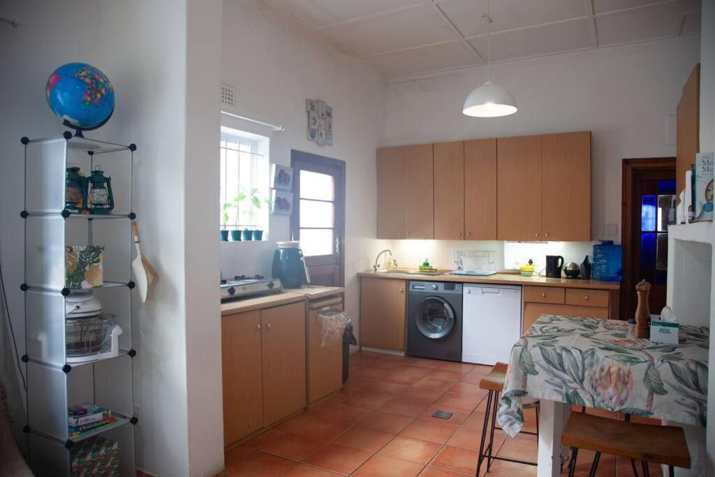 Entire 2 Bedroom House In Observatory Apartment *